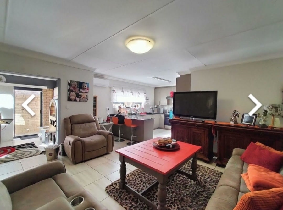 To Let 3 Bedroom Property for Rent in Baillie Park North West